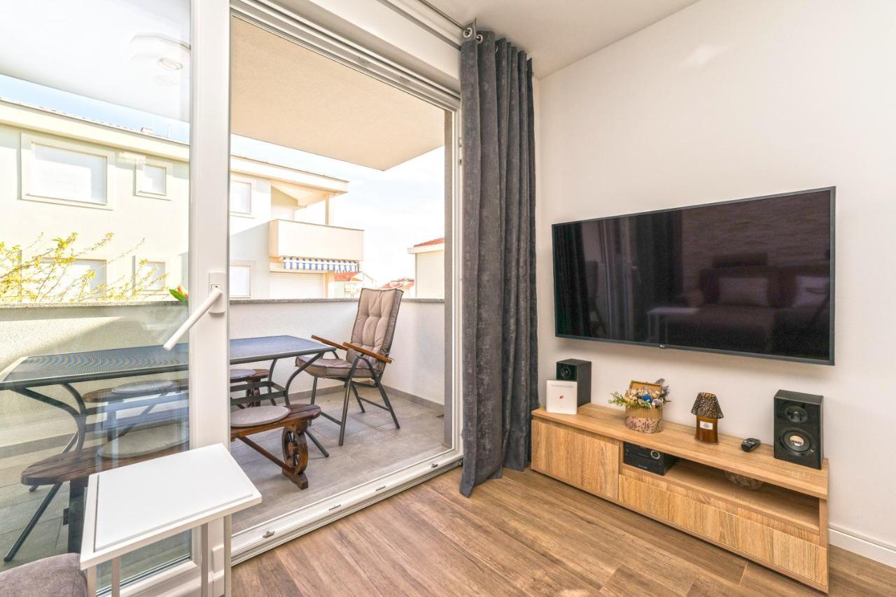 Relax Apartments Novalja Extérieur photo