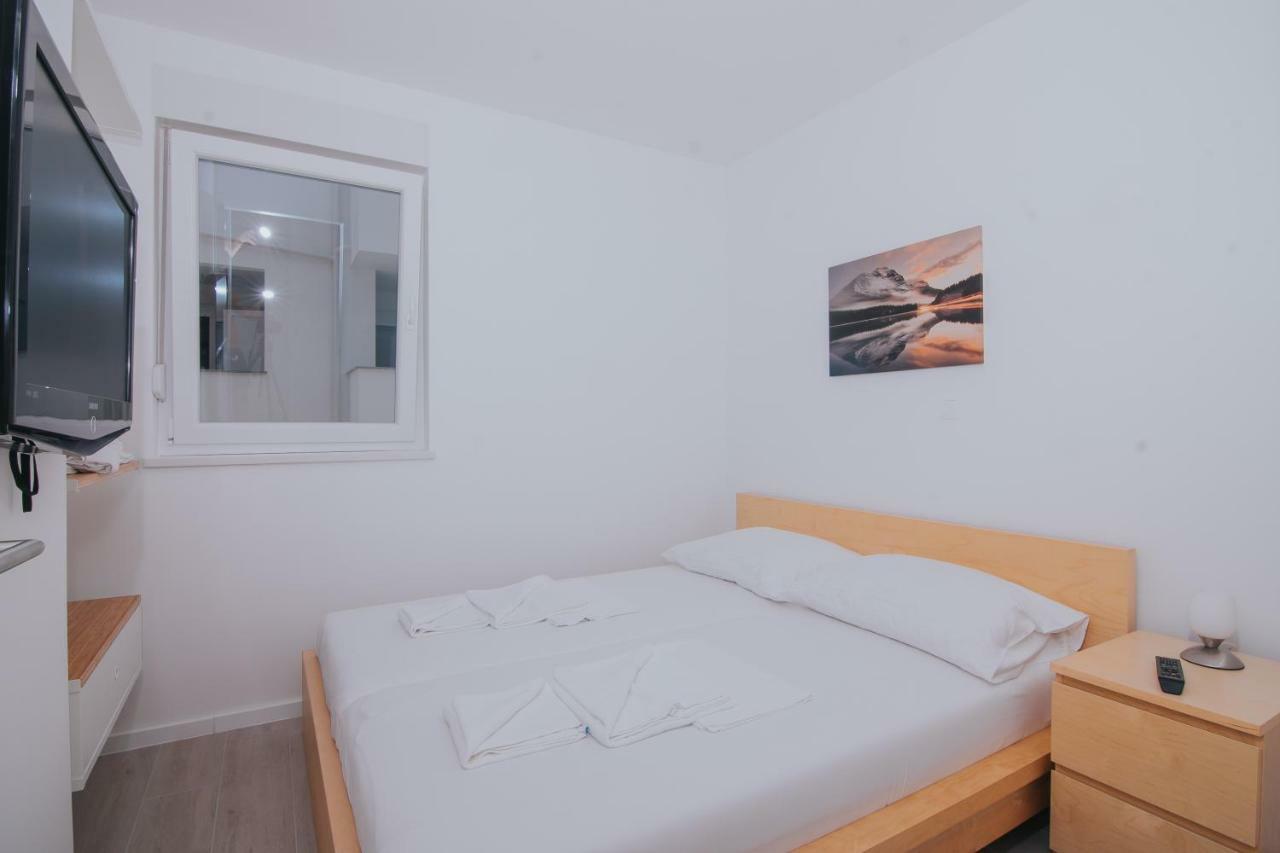 Relax Apartments Novalja Extérieur photo